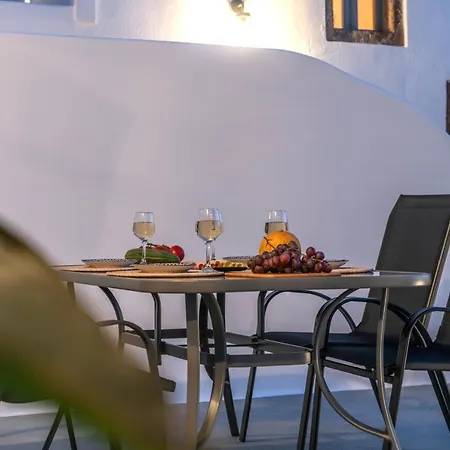 Noelia Oia (Santorini)