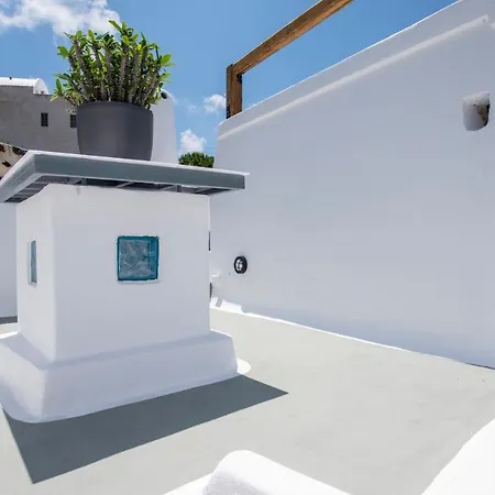 Noelia * Oia (Santorini)